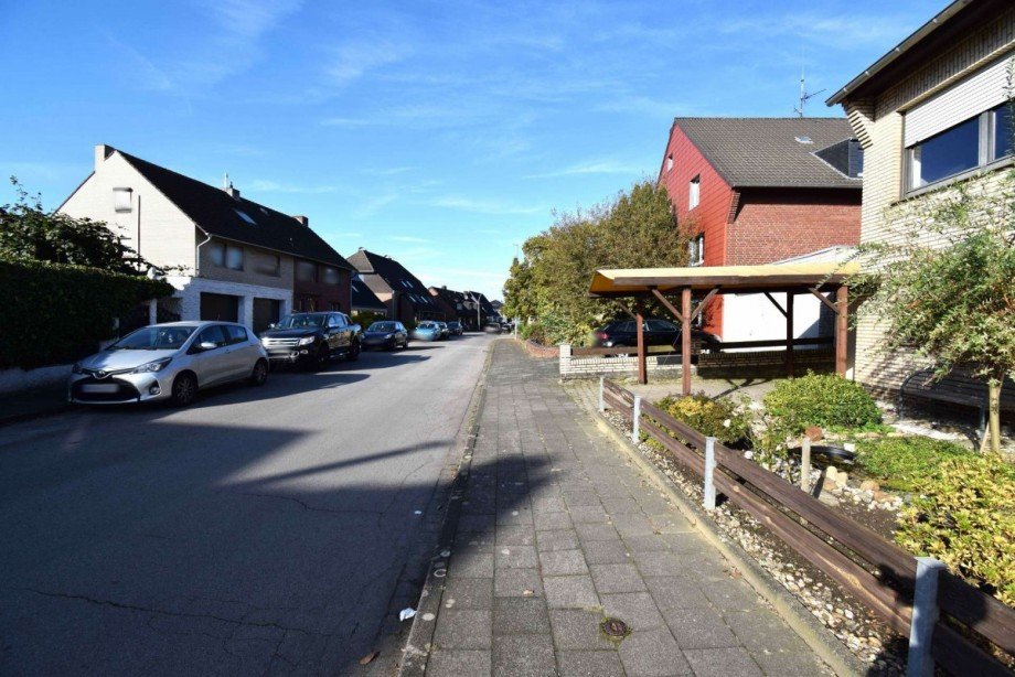 ruhige Strasse Einfamilienhaus J�chen