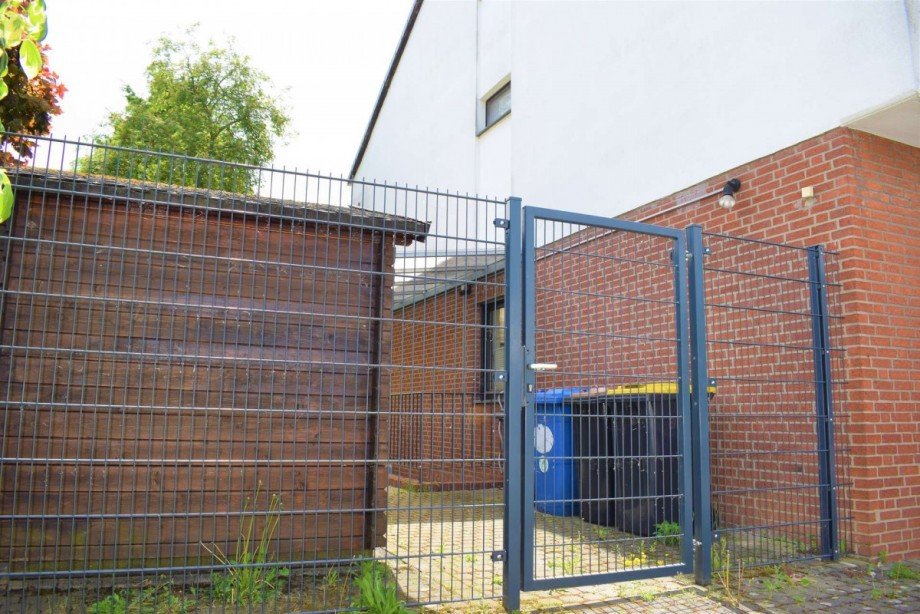 Vorderansicht zum Garten Reihenendhaus Kaarst
