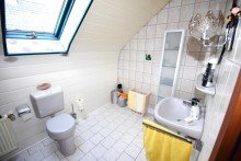 Bad OG Freistehendes Einfamilienhaus in wundersch�ner Lage mit gro�em Garten