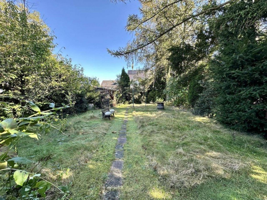 Garten Zweifamilienhaus Neuss