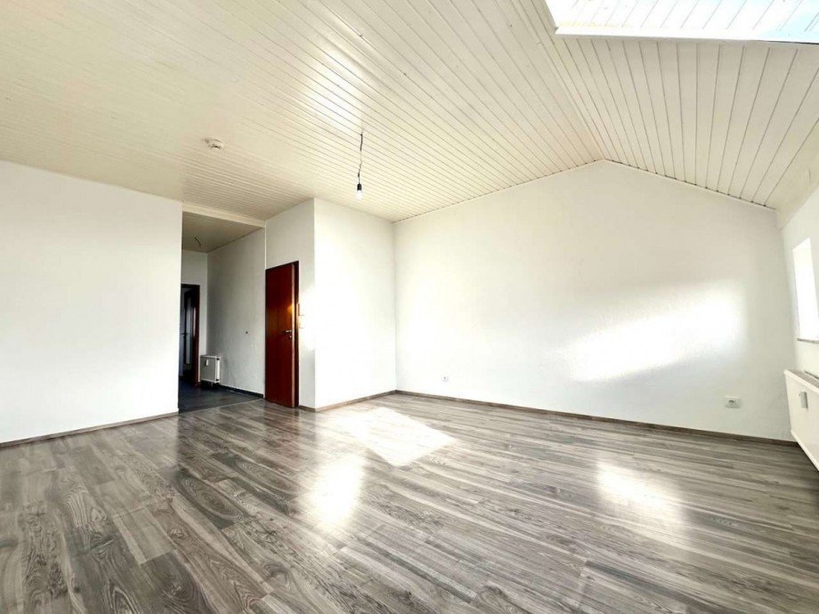 Wohnzimmer Dachgeschosswohnung Neuss