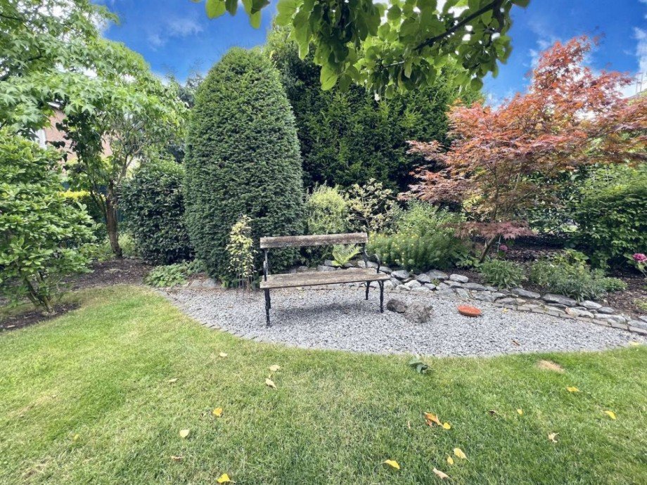 Garten Zweifamilienhaus Neuss
