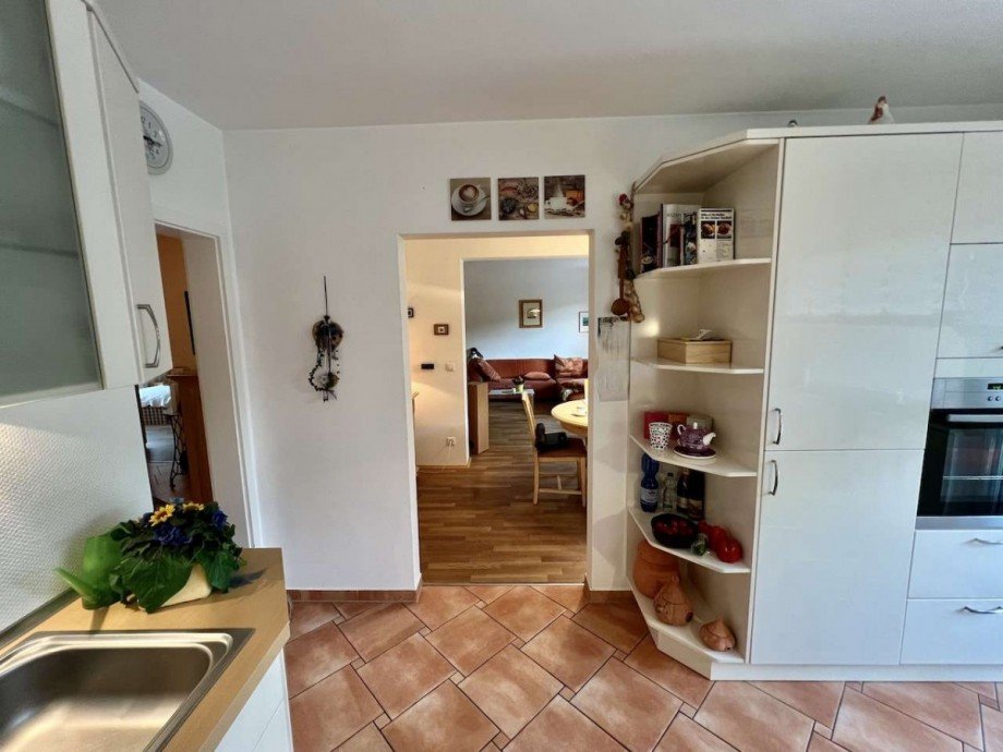 Zugang K�che zum Wohnzimmer Zweifamilienhaus Neuss