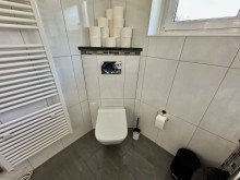 Badezimmer Sanierter Bungalow mit Einliegerwohnung in beliebter Wohnlage