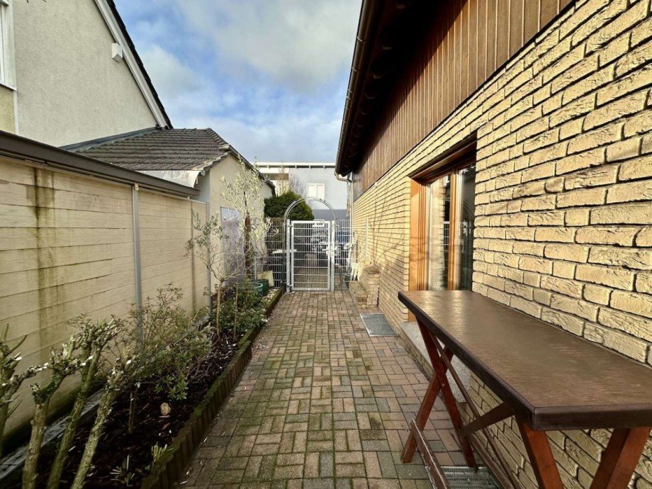 Zugang Garten Einfamilienhaus Dormagen