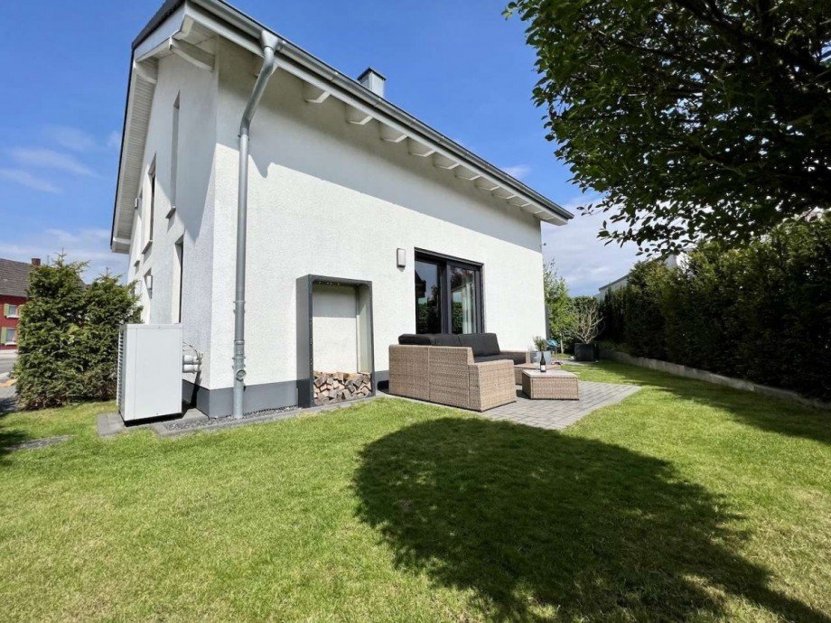 Hausansicht Garten Einfamilienhaus Korschenbroich