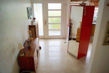 Flur Erdgeschoss Wundersch�nes modernisiertes Reihenhaus im Neusser S�den