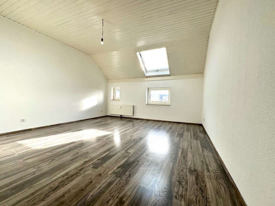 Wohnzimmer Dachgeschosswohnung Neuss