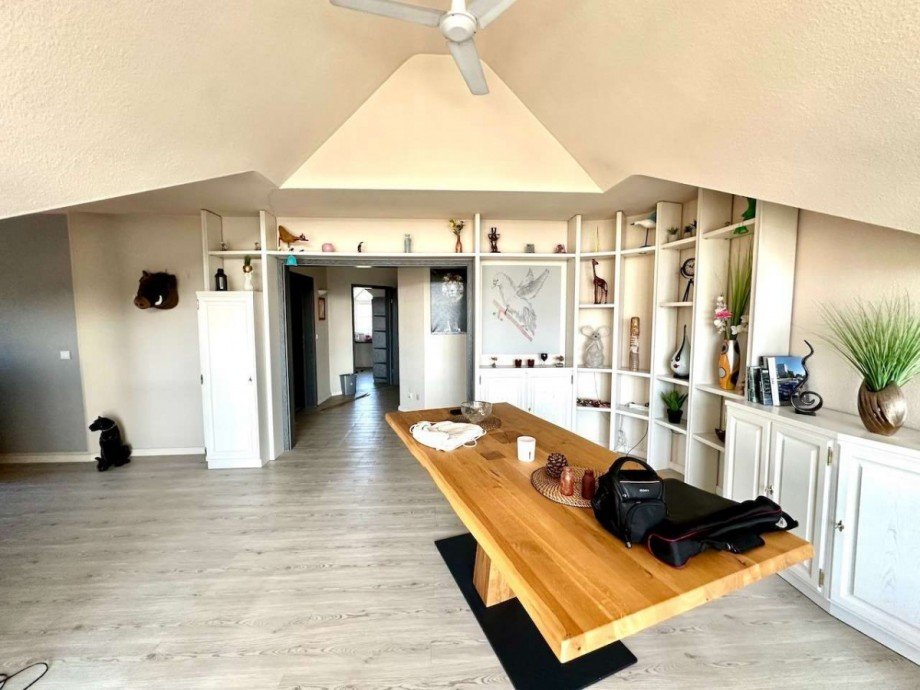 Wohnzimmer Dachgeschosswohnung Neuss