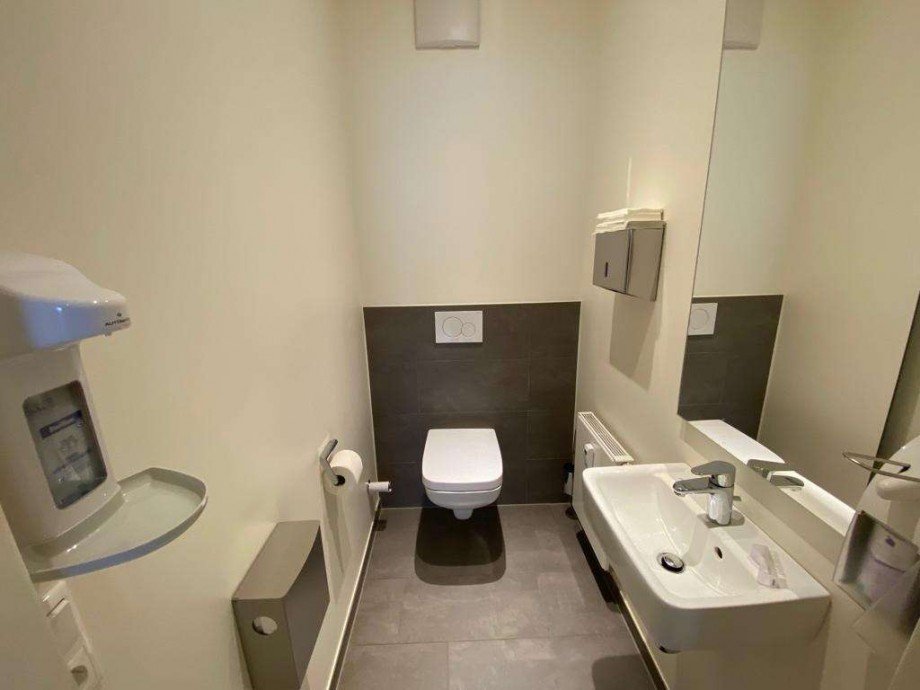Patienten WC Praxis Grevenbroich