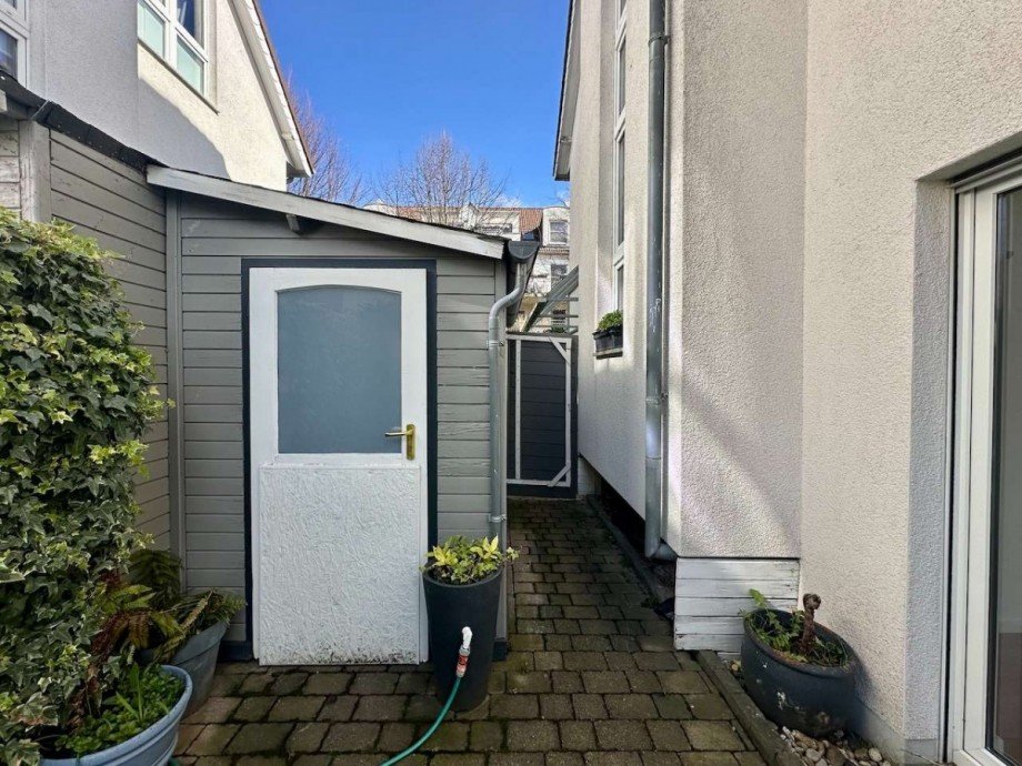 Gartenhaus Doppelhaush�lfte Neuss
