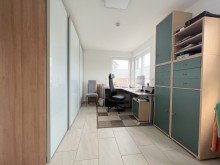 Arbeitszimmer Energiesparen in moderner Doppelhaush�lfte