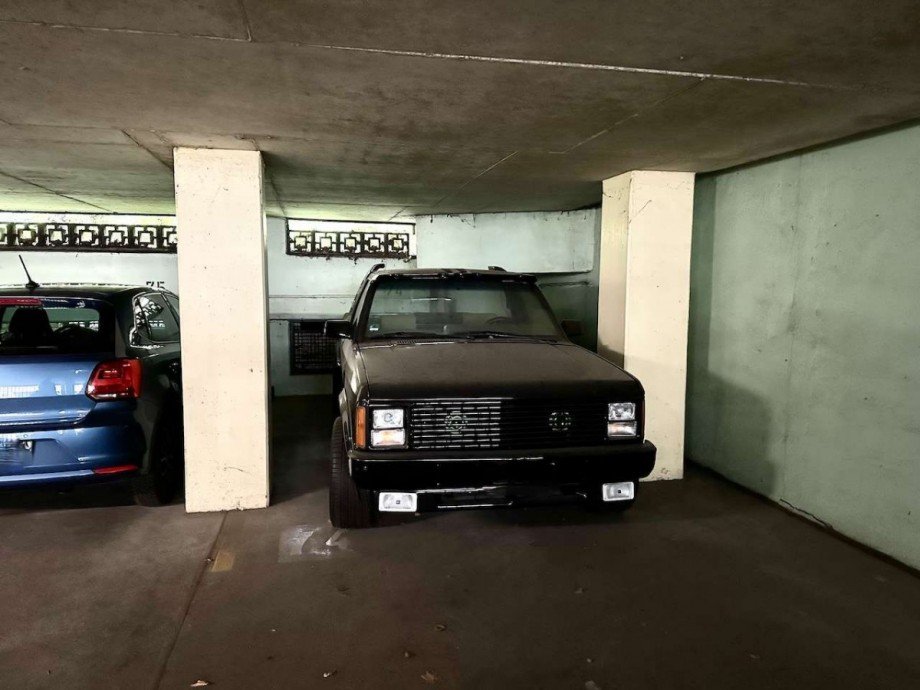 Tiefgaragenstellplatz Etagenwohnung K�ln