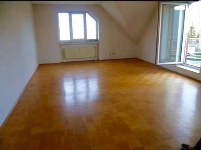 Wohnzimmer Dachgeschosswohnung Neuss