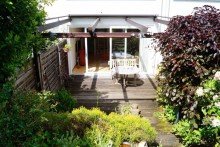 Terrasse Wundersch�nes modernisiertes Reihenhaus im Neusser S�den