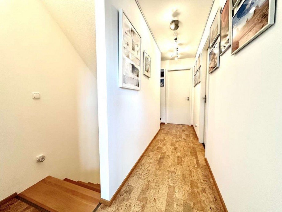 Flur obere Etage Reihenhaus Neuss