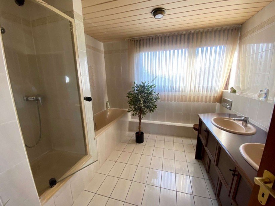 Badezimmer Doppelhaush�lfte Dormagen