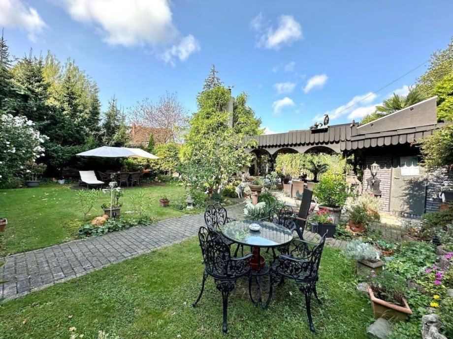 Garten Zweifamilienhaus D�sseldorf
