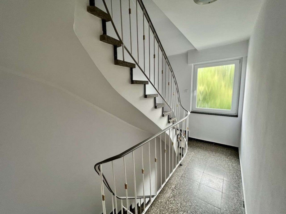 Treppenhaus Zweifamilienhaus Neuss