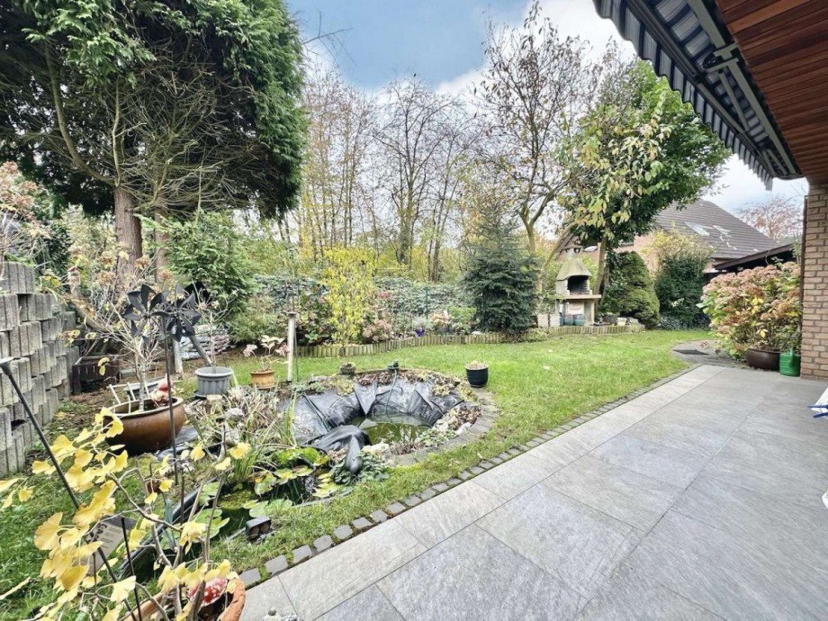 Terrasse Doppelhaush�lfte Neuss