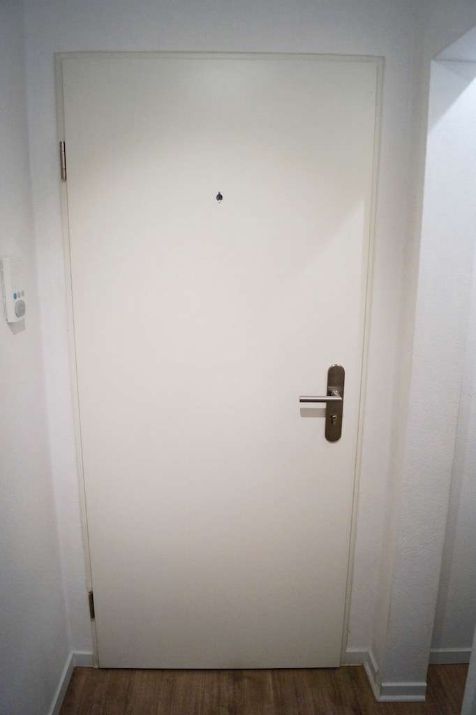 Wohnungst�re Etagenwohnung Neuss