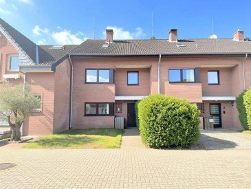 Hauptbild Reihenhaus mit S�dlage zwei Badezimmer und Einliegerwohnung