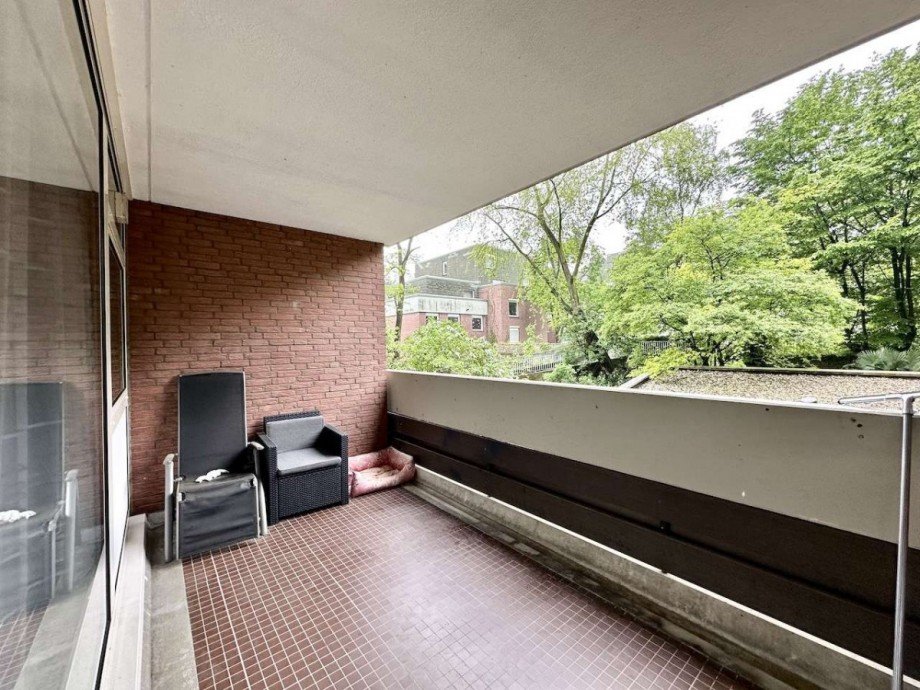 Balkon Etagenwohnung K�ln