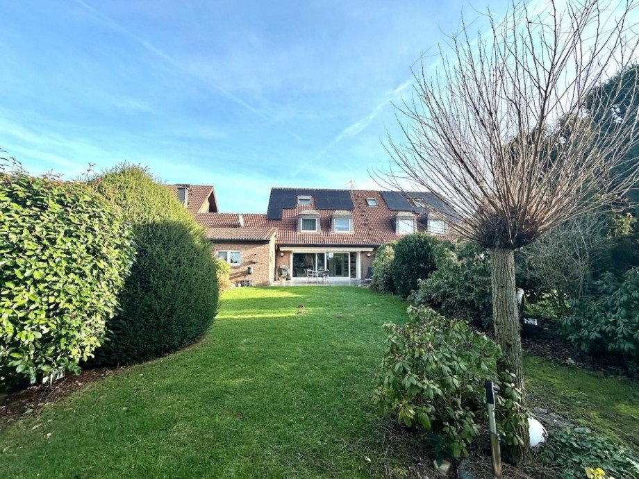 Hausansicht R�ckseite Doppelhaush�lfte Neuss