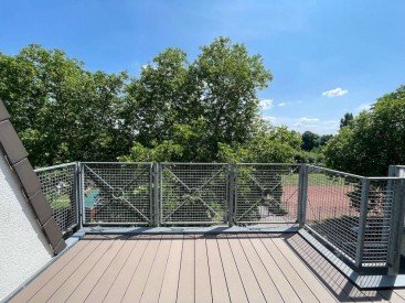 Hauptbild Frisch renovierte, ruhige Wohnung inkl. Tiefgaragenstellplatz