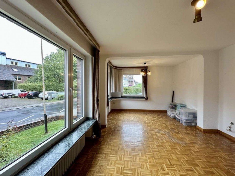 Wohnzimmer Erdgeschosswohnung Zweifamilienhaus Neuss