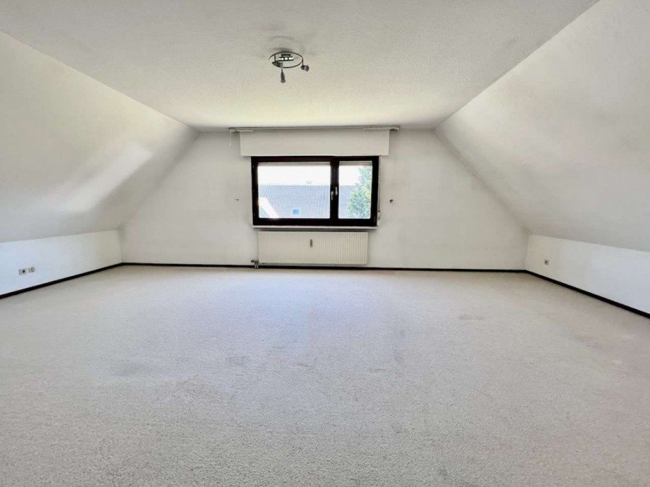 Schlafzimmer obere Etage Einfamilienhaus Bedburg