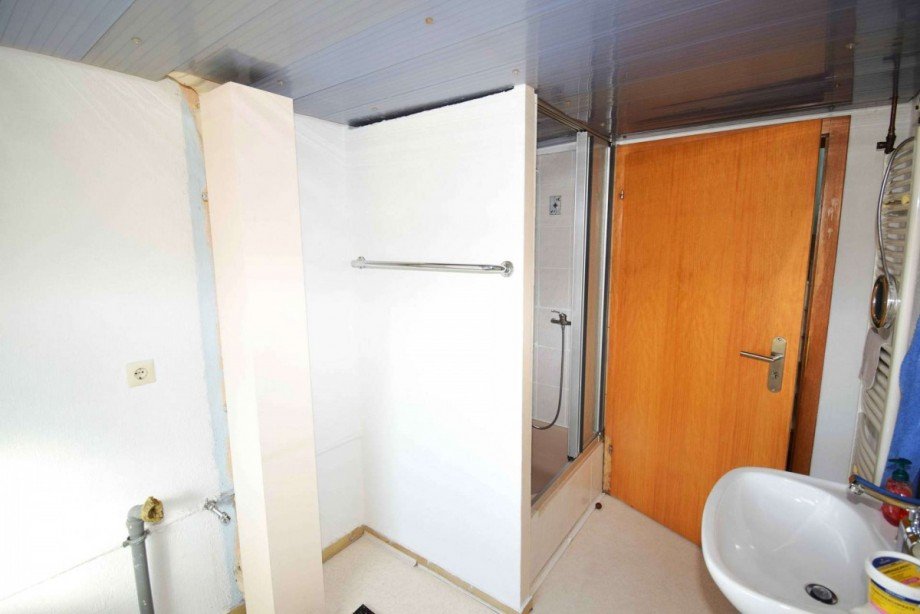 Hauswirtschaftsraum mit DuscheEG Einfamilienhaus J�chen