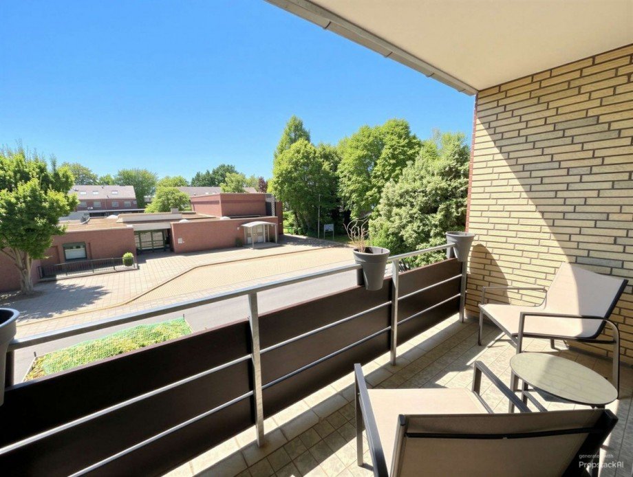 Balkon Wohnung 1 Etage Mehrfamilienhaus Neuss