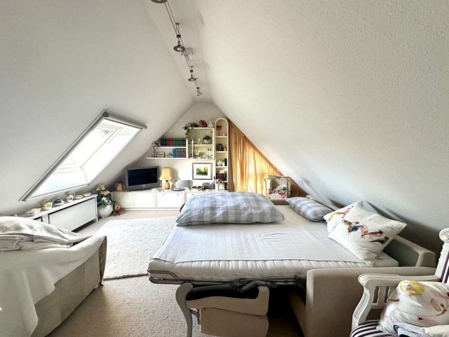 Dachstudio Doppelhaush�lfte Neuss