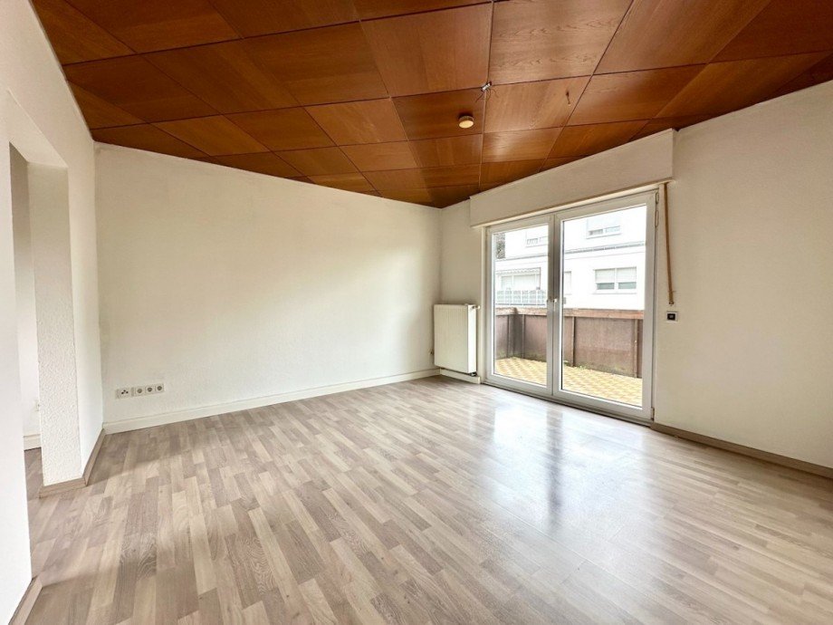 Wohnzimmer obere Wohnung Zweifamilienhaus Rommerskirchen