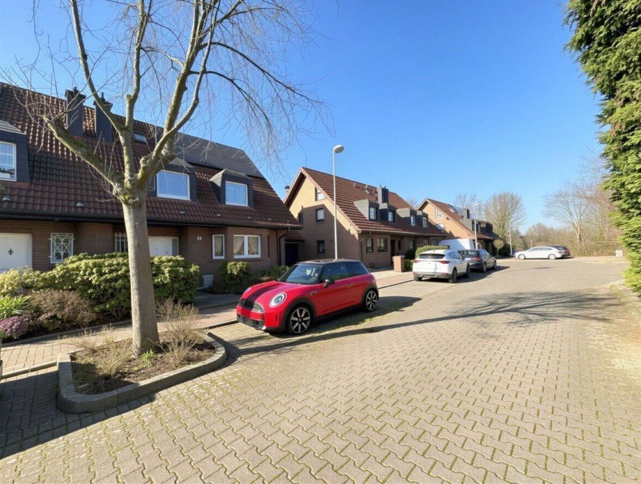Anliegerstra�e Doppelhaush�lfte Neuss